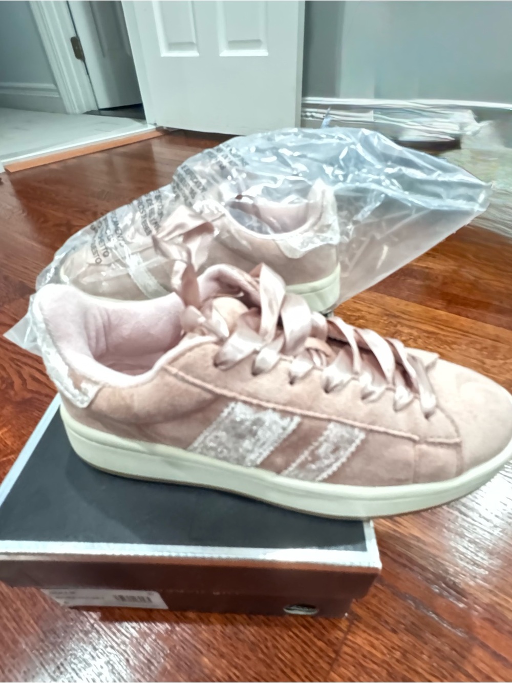 Steve Madden Blush Pink Suede Satin-Lace Sneakers